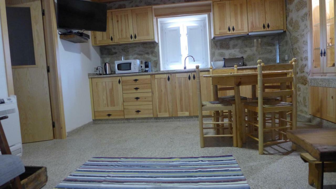 Casas Da Villa - Monsanto - Oliveira E Videira Relva  Exteriör bild